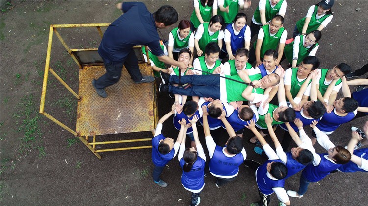 [上海華博生態(tài)拓展基地]+戰(zhàn)狼特訓(xùn)一日拓展活動(dòng)